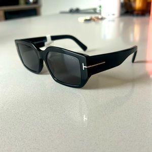 Tom Ford Silvano Sunglasses NWT